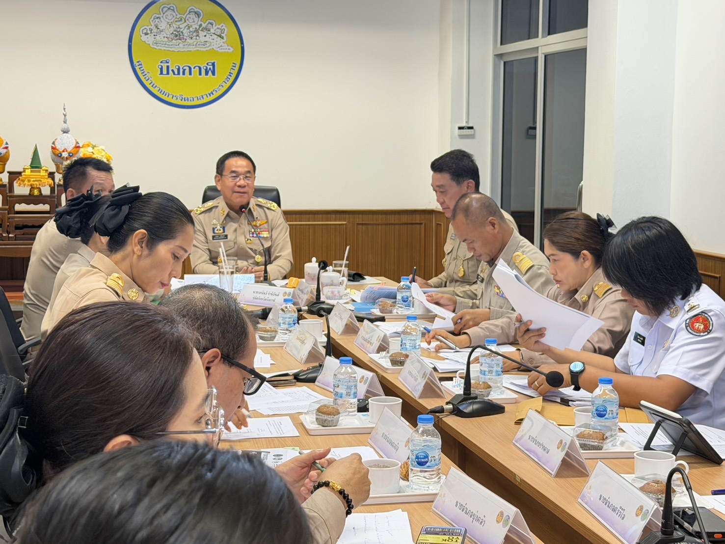 จังหวัดบึงกาฬมีผู้ประกอบการรถพุ่มพวงเข้าร่วมโครงการจำหน่ายสินค้า ไทยช่วยไทย ลดภาระค่าครองชีพ จำนวน 24 ราย โดยจะเริ่มจำหน่ายสินค้า ในวันที่ 15 พฤษภาคมนี้