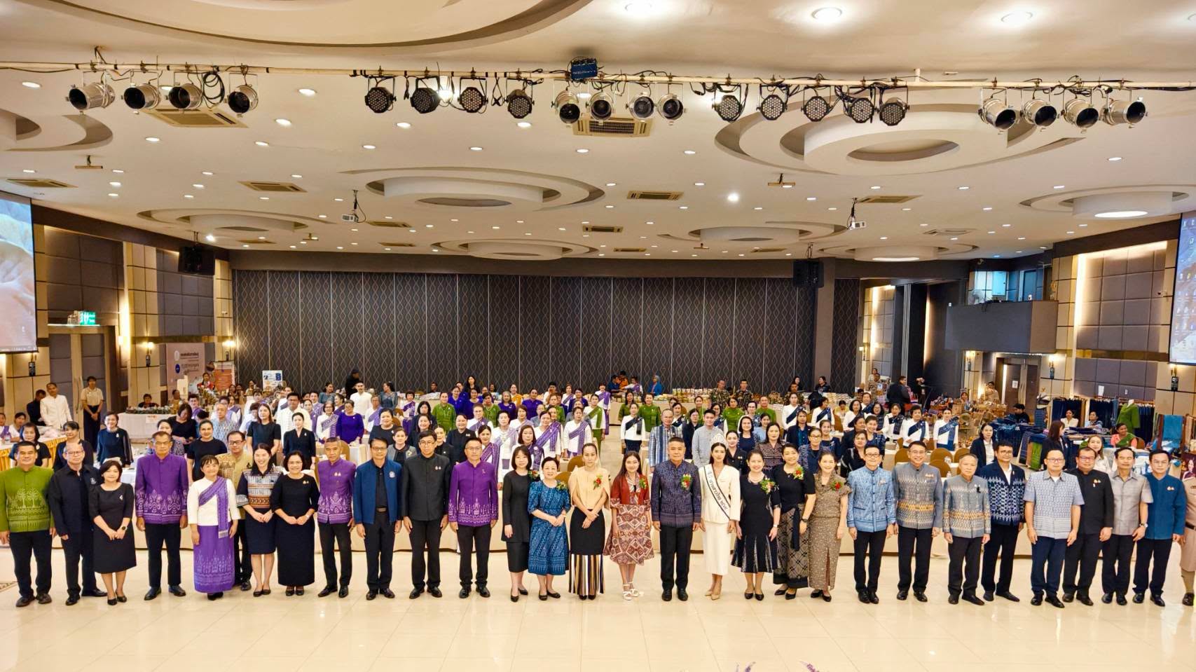 เหล่ากาชาด 7 จังหวัดภาคตะวันออกเฉียงเหนือตอนบน ร่วมประชุมแลกเปลี่ยนเรียนรู้การดำเนินงานด้านสาธารณกุศล ในการประชุมเหล่ากาชาดภาค 6 ที่จังหวัดบึงกาฬ 